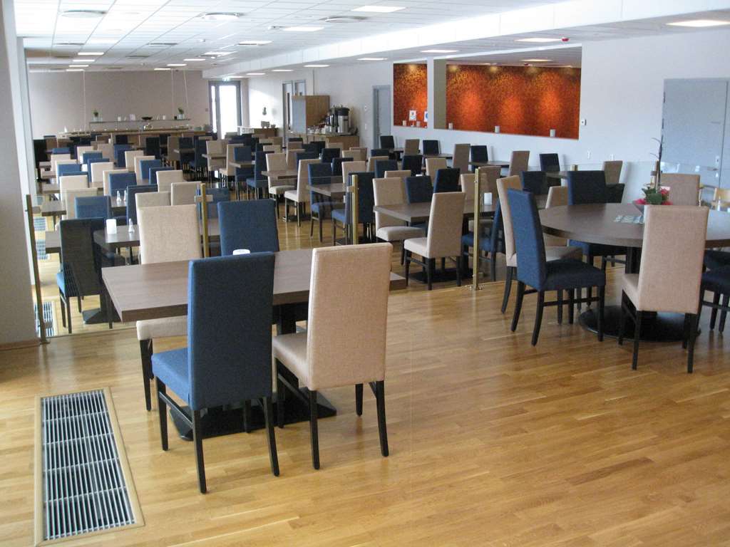Dombas Hotel Ресторант снимка