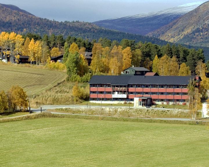 Dombas Hotel Екстериор снимка